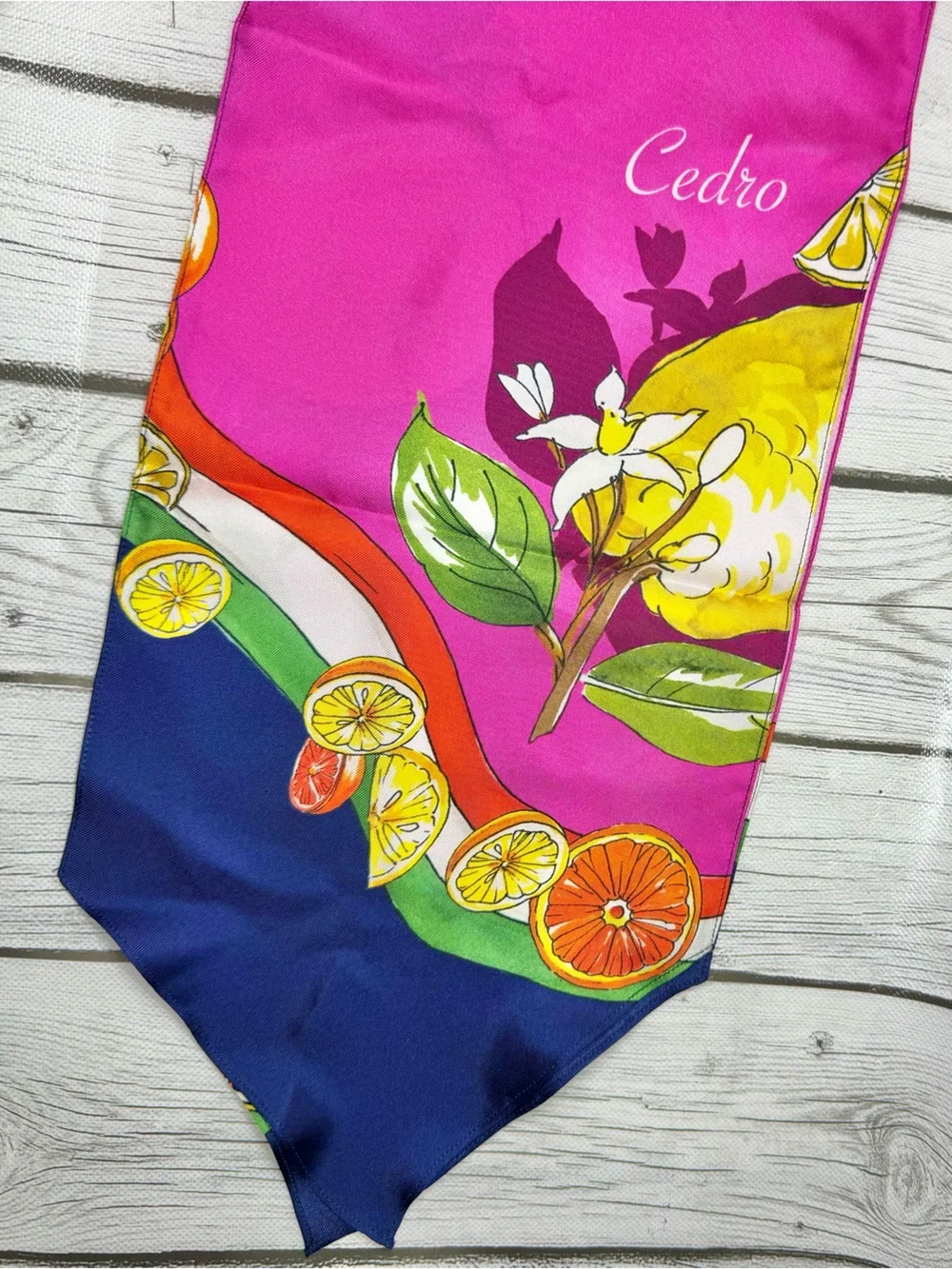 BRAND NEW Dolce & Gabbana Capri Citrus 100% Silk Scarf